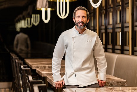 Der mit einem Michelin-Stern ausgezeichnete Chefkoch Jose Avillez hat ein Menü mit der „Farm-to-Table-Dining-Philosophie“ zusammengestellt.