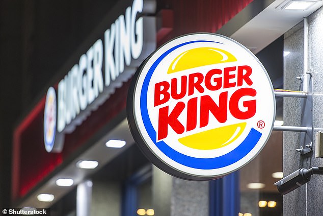 Es kommt, nachdem Burger King den XL BBQ Double Stacker auf den Markt gebracht hat, ein robustes Sandwich, das aus „zwei saftigen, auf der Flamme gegrillten Burgern aus 100 % britischem und irischem Rindfleisch“ besteht.