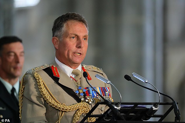 Auch der ehemalige Chef des Verteidigungsstabs, General Sir Nicholas Carter, steht auf der engeren Auswahlliste