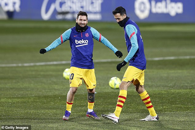 Es besteht die Möglichkeit, mit Lionel Messi (links) zusammenzuarbeiten, mit dem er bei Barcelona gespielt hat