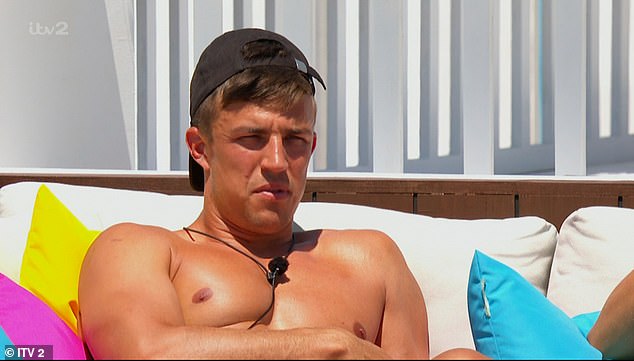 Slammed: Love Island viewers branded Mitch desperate as he cosied up to Jess moments after her argument with partner Sammy