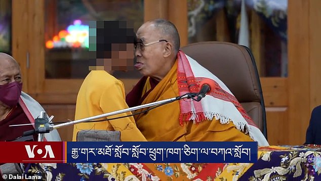 Der Dalai Lama entschuldigte sich letzten April, nachdem in den sozialen Medien ein beunruhigendes Video aufgetaucht war, in dem er einen kleinen indischen Jungen auf die Lippen küsste, bevor er ihn aufforderte, an seiner Zunge zu „lutschen“.  Der tibetische Religionsführer ist einer der bekanntesten Prominenten in Gesprächen darüber, sich Metas Twitter-Rivale anzuschließen