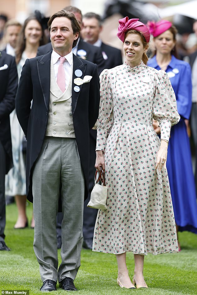 Prinzessin Beatrice und ihr Ehemann Edoardo Mapelli heute Nachmittag im Royal Ascot