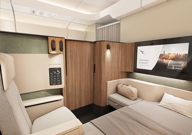 Qantas hat Prototypen der großzügigen First- (oben) und Business-Kabinen des Flugzeugs vorgestellt, das ab Ende 2025 Passagiere nonstop von Sydney nach New York und London befördern wird
