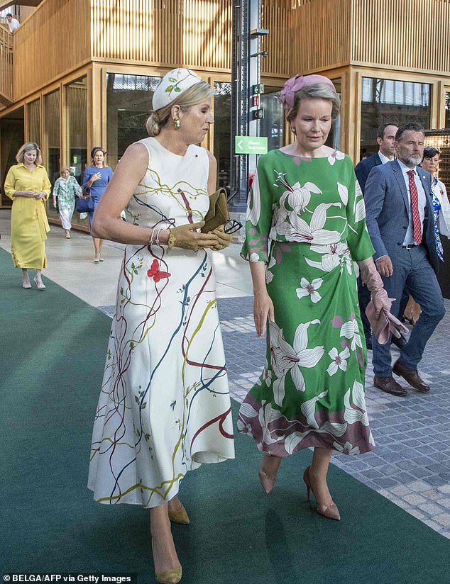 Königin Máxima der Niederlande (links) und Königin Mathilde von Belgien (Bild rechts) sahen beim Climate Tech Forum in Belgien elegant aus