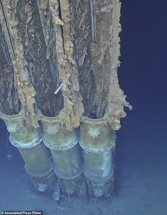 Die Überreste der USS Samuel B. Roberts liegen in Tiefen, die fast viermal so groß sind wie der Grand Canyon – viel tiefer als die Titanic