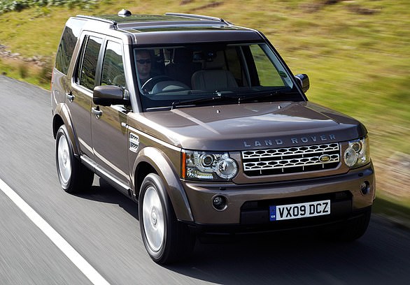 Etwa 46 % der Besitzer eines Land Rover Discovery 4 gaben an, dass ihr Auto einen Defekt hatte