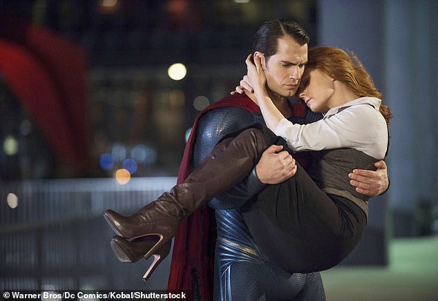 Damals: Cavill und Adams sind in einer romantischen Szene aus Batman V Superman – Dawn Of Justice aus dem Jahr 2016 zu sehen