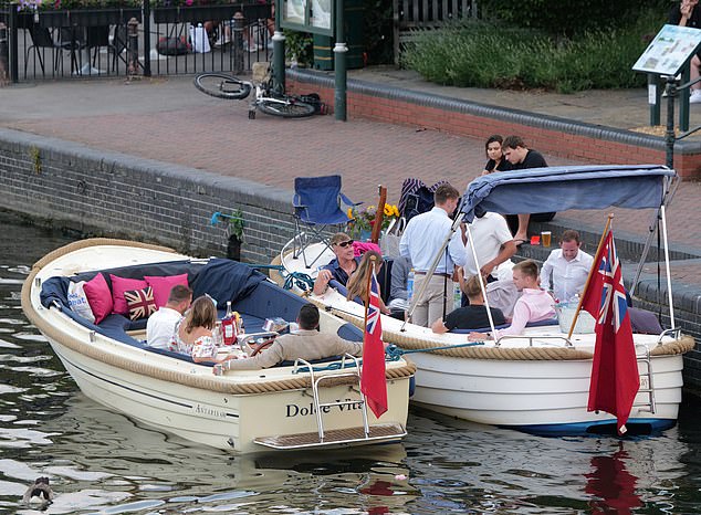 Revellers lucky enough to have access to a boat of their own kept the party going into the evening