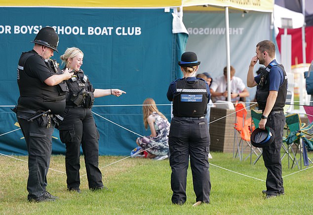 Some officers were seen chatting away as they patrolled Henley. Meanwhile, revellers packed up their belongings