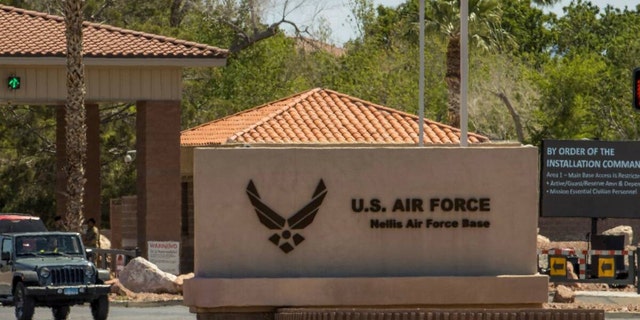 Das Schild der Nellis Air Force Base
