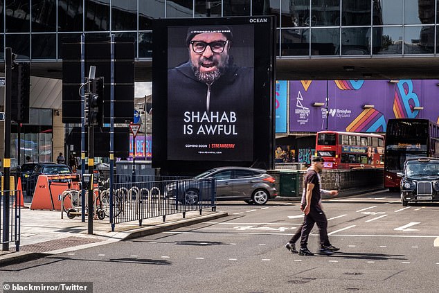 Black Mirror-Fans haben ihre Gesichter auf riesigen Werbetafeln in London, Birmingham und Manchester gefunden