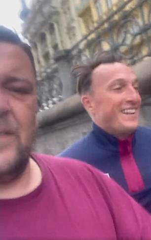 West Ham-Fan Matt Groombridge hat ein Video getwittert, in dem er mit Mark Noble joggen geht