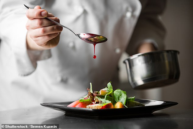 Gäste auf Ask Reddit zeigten verräterische Anzeichen dafür, dass Ihr Restaurantessen gut schmecken wird