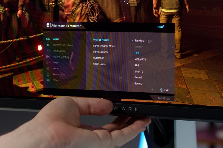 OSD-Einstellungen für den Alienware OLED-Monitor.
