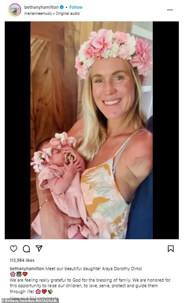 Erstes Mädchen: Die glückliche Mutter, 33, hat auf Instagram einen kurzen Videoclip gepostet, in dem sie ihre Tochter der Welt vorstellt