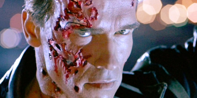 Arnold Schwarzenegger im "Terminator 2" sieht wild aus