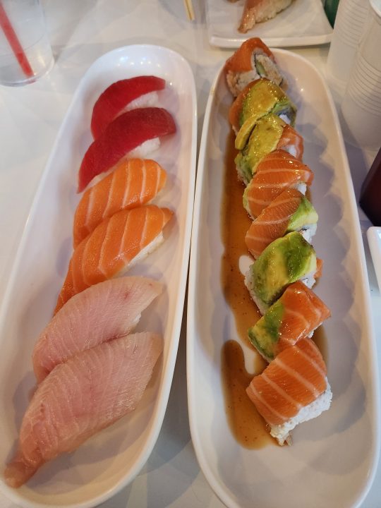 Sushi taken with Samsung Galaxy Z Fold 4 main camera.