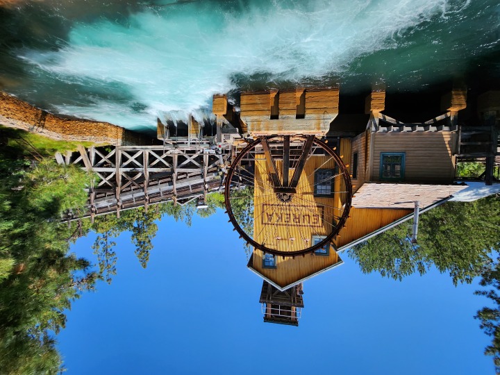 Eureka water wheel at Disney California Adventure taken with Samsung Galaxy Z Fold 4 ultrawide camera.