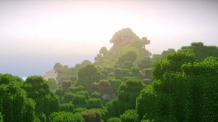 Minecraft neblige Hügel.