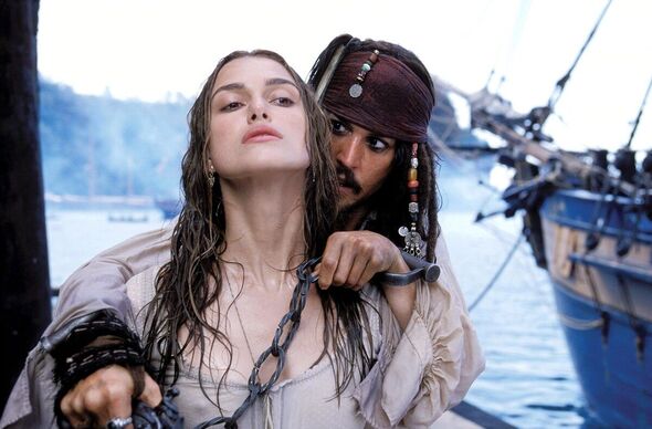 Keira Knightley und Johnny Depp in der Black Pearl