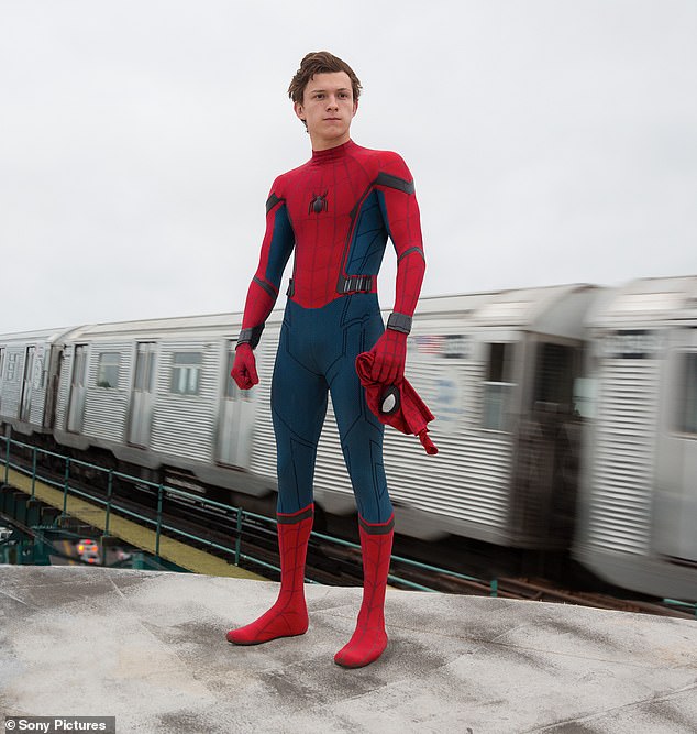 „Nichts für mich“: Der 27-jährige Spider-Man-Hauptdarsteller gab zu, dass die Unterhaltungsindustrie „nichts für ihn“ sei und ihm „Angst“ mache;  Abgebildet in einem Standbild aus Spider-Man: Homecoming aus dem Jahr 2017