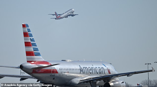 Logans American-Airlines-Ticket wurde storniert und er musste einen Direktflug buchen