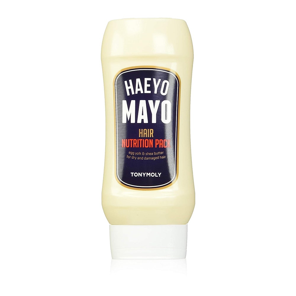 Eine weiße Tube TonyMoly Haeyo Mayo Hair Nutrition Pack auf weißem Hintergrund