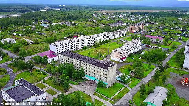 Magadan ist eine 1930 gegründete Hafenstadt und war ein wichtiger Umschlagplatz für politische Gefangene, die in den nächstgelegenen Gulags im stalinistischen Russland arbeiten mussten