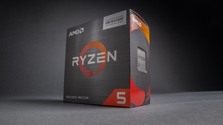 AMD Ryzen 5 5600X3D-Box.