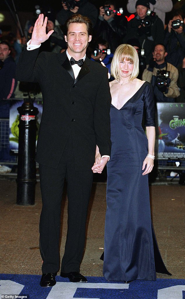 Frühere Liebe: Zuvor war sie von 1999 bis 2000 auch kurzzeitig mit Jim Carrey verlobt (oben zusammen im Jahr 2000 zu sehen).
