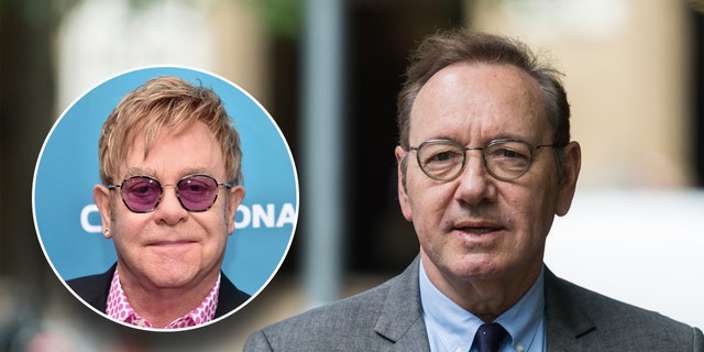 Elton John sagt im Prozess gegen Kevin Spacey aus