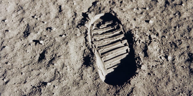 Astronauten-Fußabdruck auf dem Mond.