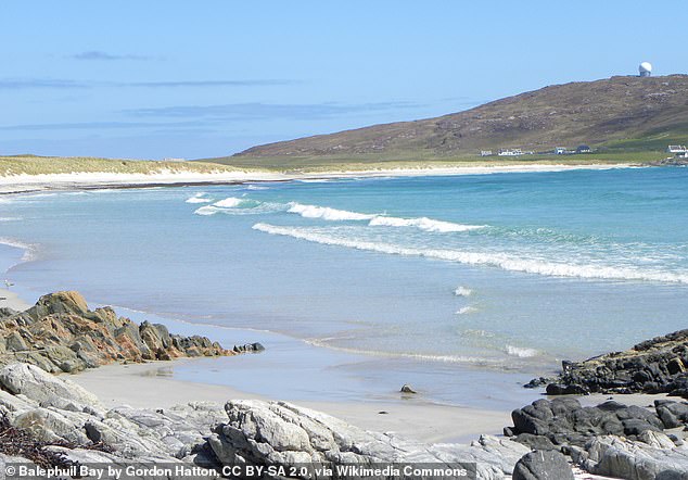 BALEPHUIL BAY, TIREE ISLAND, INNER HEBRIDES: Balephuil Bay on the Isle of Tiree offers white-shell beaches and turquoise waters. Image courtesy of Creative Commons