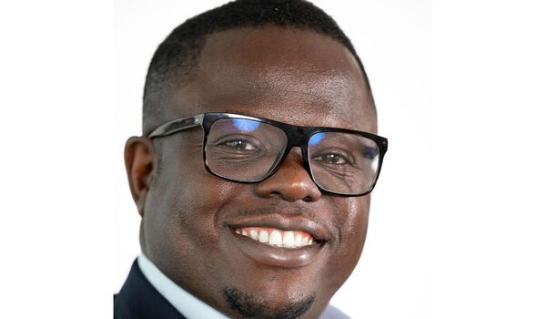 Leiter der Finanzdienstleistungen: Adejuwon Ogunsanya