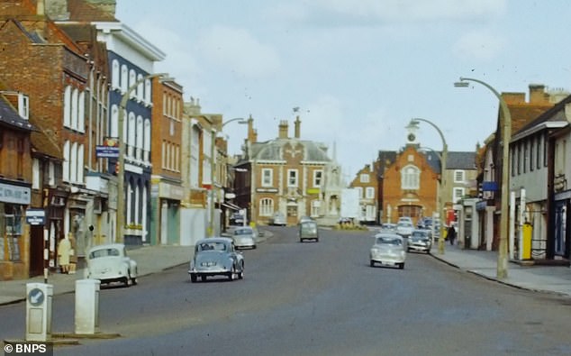 Morris street scene from 1967. Over 1.6million Minors were produced by Morris Motors between 1948 and 1971, becoming a favourite of British households