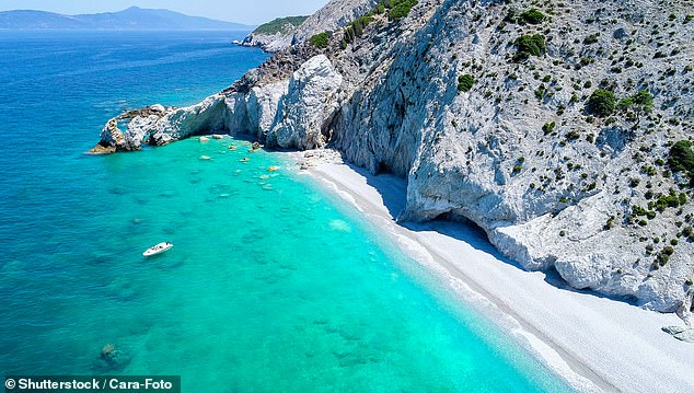 Das Entfernen von Kieselsteinen vom Strand Lalaria (oben) auf der griechischen Insel Skiathos ist verboten