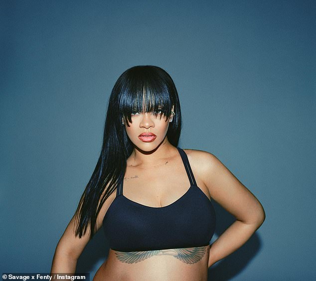 Werk!  Rihanna erwies sich als ihre beste Werbung, als sie einen Hauch ihres Babymonats präsentierte, während sie die neue Sportkollektion ihrer Marke Savage X Fenty modellierte