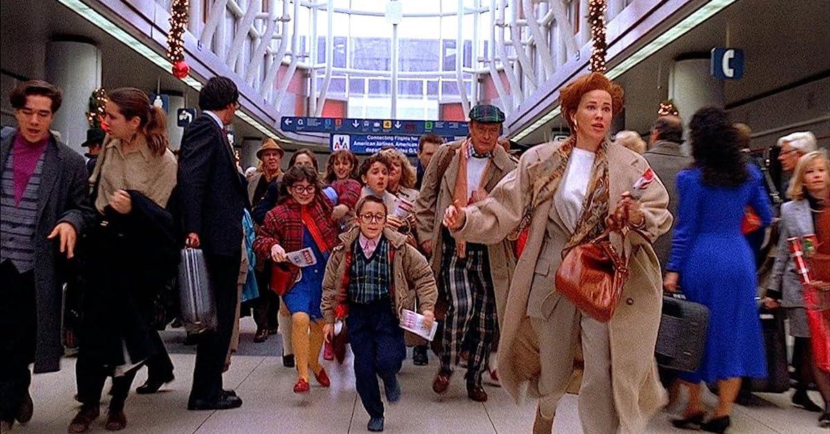 Die Familie McCallister rennt in „Kevin – Allein zu Haus 2“ durch den Flughafen.