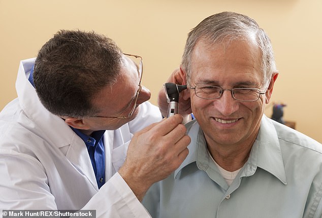 Das Besprühen der Ohren mit einem milden elektrischen Strom könnte helfen, die möglicherweise tödliche Sepsis zu bekämpfen.  Dateibild