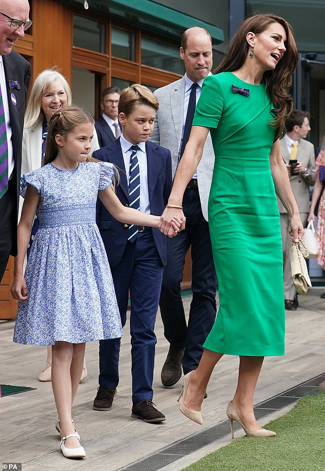 The Princess of Wales looked effortlessly elegant as she joined her family at Wimbledon this afternoon
