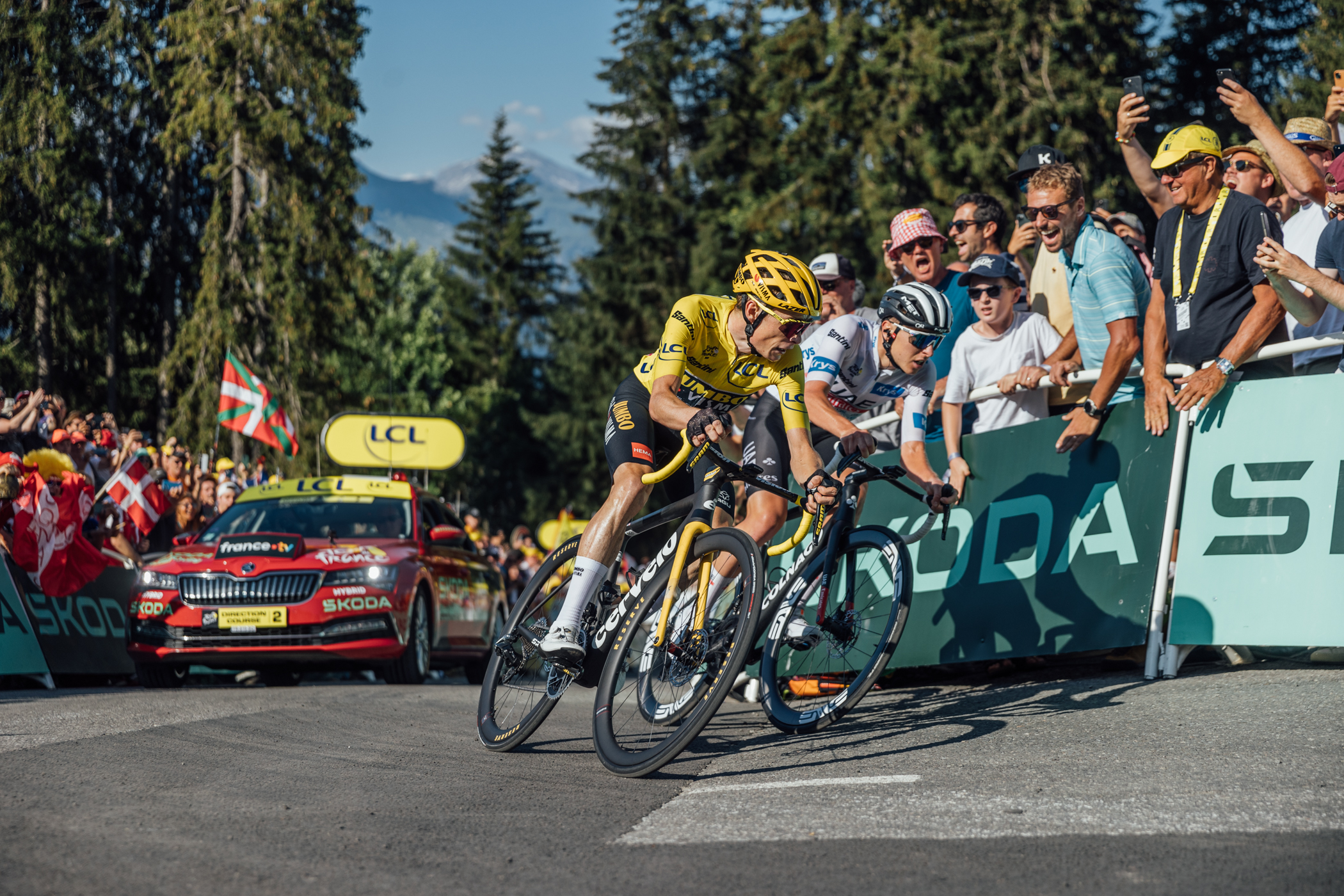 Atemberaubende Bilder von der 15. Etappe der Tour de France 2023, von Les Gets Les Portes du Soleil bis Saint-Gervais Mont Blanc