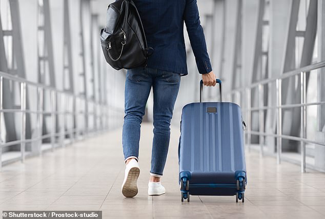 Britische Urlauber werden aufgefordert, sich vor Reisebetrug in Acht zu nehmen, der den Opfern im vergangenen Sommer insgesamt 4,6 Millionen Pfund kostete