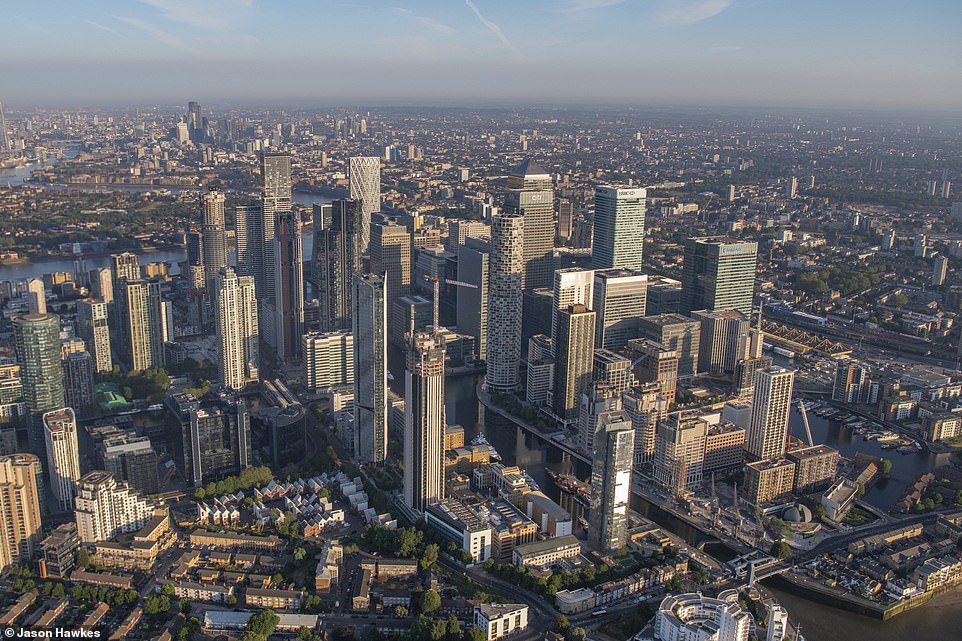 NOW: South Quay, Isle of Dogs, London Borough of Tower in 2023