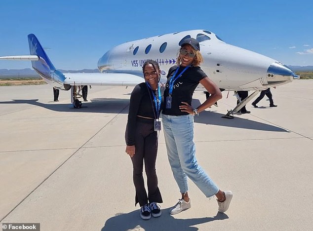 Keisha Schahaff, 46, und ihre 18-jährige Tochter Anastasia Mayers (im Bild) werden die erste Mutter und Tochter sein, die jemals eine Reise ins All unternehmen, nachdem sie zwei Tickets im Wert von bis zu 450.000 US-Dollar gewonnen haben