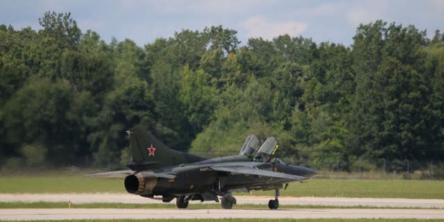 Mikojan-Gurewitsch MiG-23-Flugzeuge am Boden