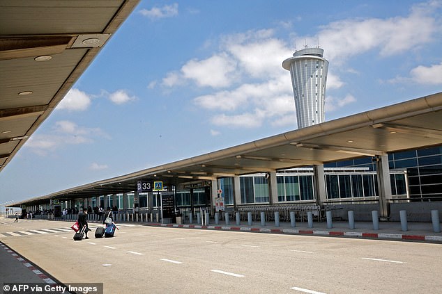 Der Mann versuchte, den israelischen Flughafen Ben Gurion in der Nähe von Tel Aviv zu verlassen