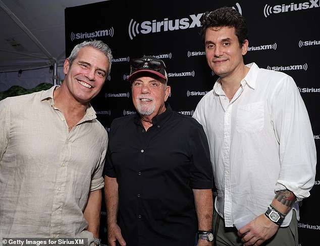 LR: Andy Cohen, Billy Joel und John zusammen gesehen beim SiriusXM-Event