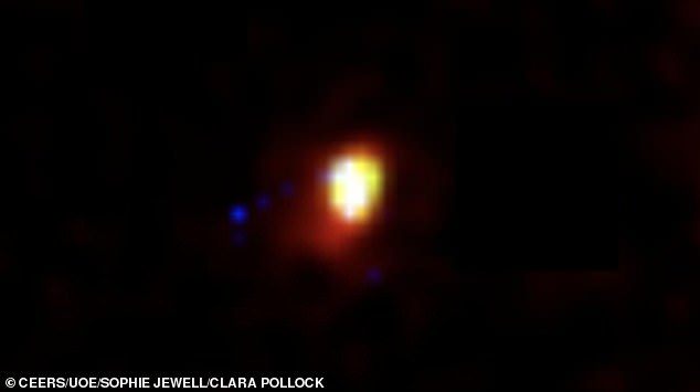 Die Forscher untersuchten auch eine Galaxie namens CEERS-93316 (im Bild), die ursprünglich schätzungsweise nur 250 Millionen Jahre nach dem Urknall entstand.  Später stellte sich jedoch heraus, dass Wissenschaftler von seinem Blaustich überrascht waren – und dass er sich tatsächlich eine Milliarde Jahre nach der Entstehung des Universums bildete