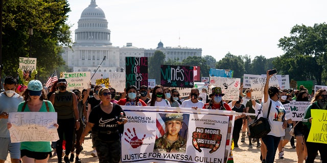 Vanessa Guillen marschiert vor dem US-Kapitol